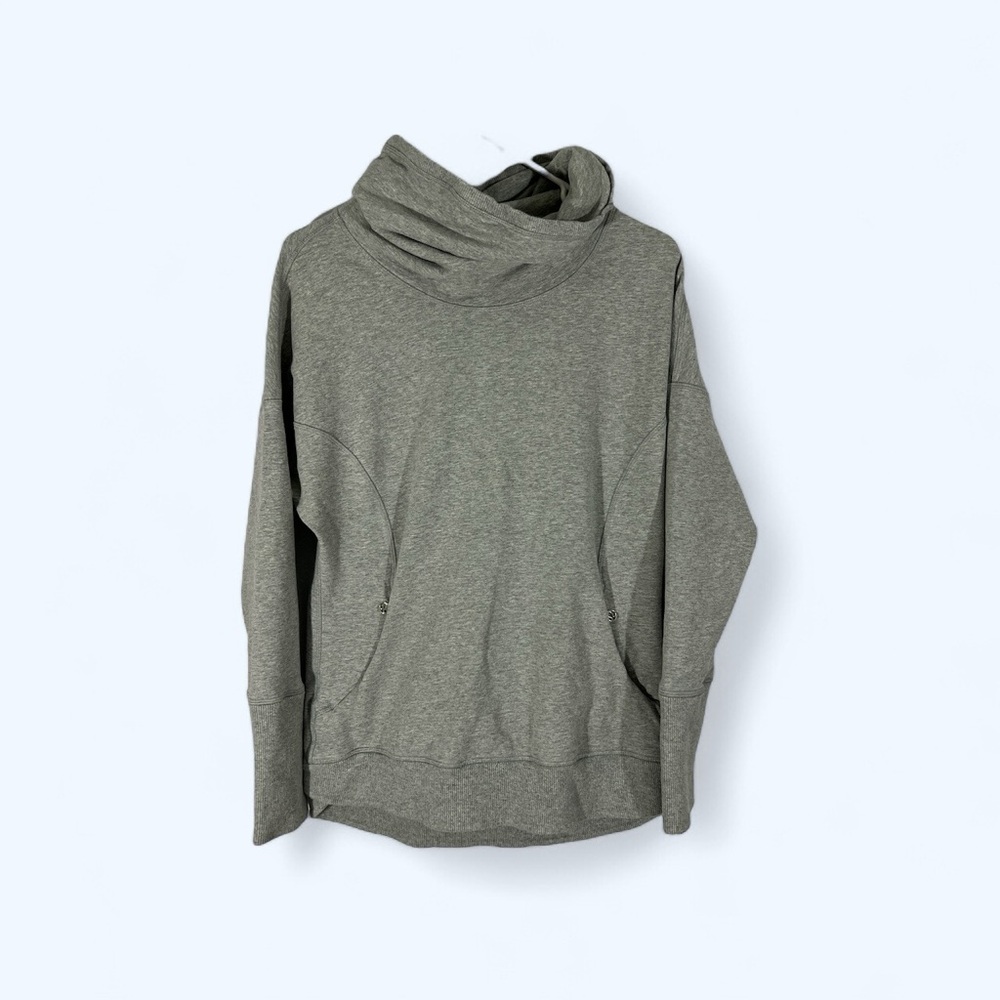 LULULEMON Rest Day Gray Sweatshirt Pullover Cowl Neck Women's size 6 RLT6-9